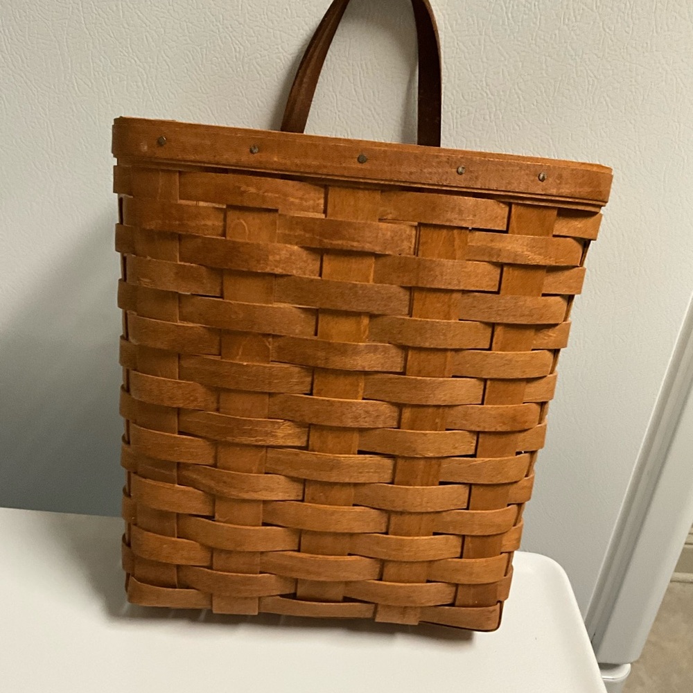 Longaberger Key Basket